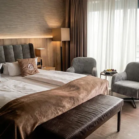 Bayside Ξενοδοχείο 4*