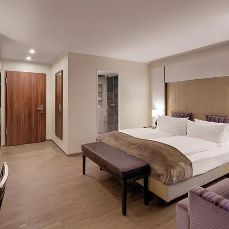 Bayside Hotel 4*