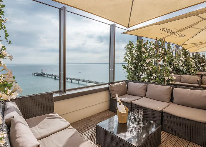 Bayside 4*